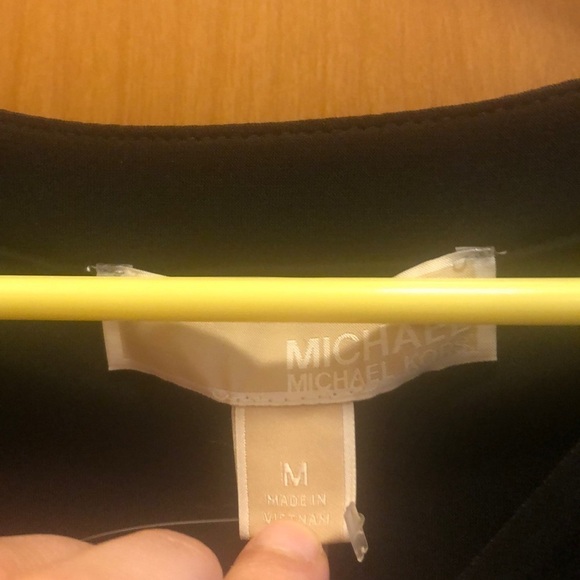 Michael Kors black long sleeve dress with gold chain - Picture 8 of 11